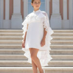 فستان الفتيات بكاب مكشكش بلون الإكرو للأعمار من 8 إلى 14 سنة