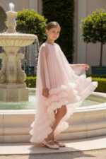 فستان الفتيات بطبقات التول مع عباءة للأعمار من 8 إلى 14 سنة