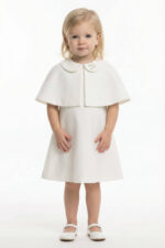 ⁦جاكيت  للأطفال بلون إبيض أوف وايت⁩ - الصورة ⁦3⁩