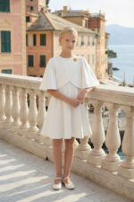 ⁦جاكيت للأطفال بلون أبيض اف وايت⁩ - الصورة ⁦2⁩