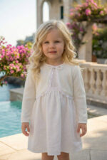 ⁦جاكيت للأطفال بلون إف وايت⁩ - الصورة ⁦2⁩