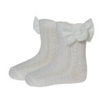 جوارب للأطفال بلون الابيض (6-7 سنة)